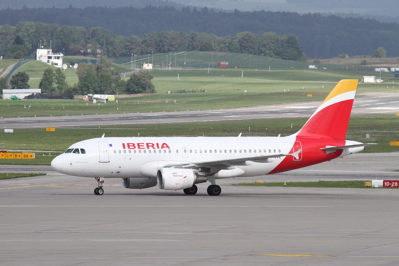 plane, iberia, passenger aircraft, airport zurich, jet, aviator, aviation, airport, airline, iberia express, prior to, departure, switzerland, airlines, transport, aircraft, airline travel, field, flights, air traffic, iberia, iberia, iberia, iberia, iberia